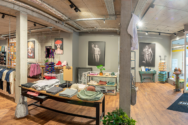 Bild 1 von BRANDS & FRIENDS - Concept Store Waldkirch